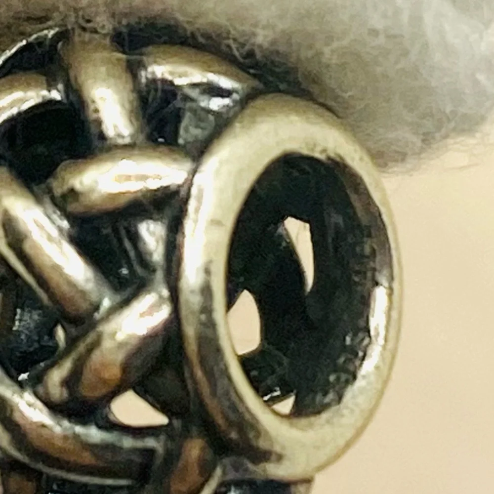 EUC Pandora 790973 Sterling Silver Forever Entwined Openworks Charm - Picture 8 of 10